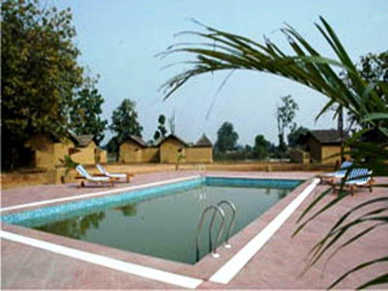 Готель Tiger Lagoon Bandhavgarh National Park Екстер'єр фото