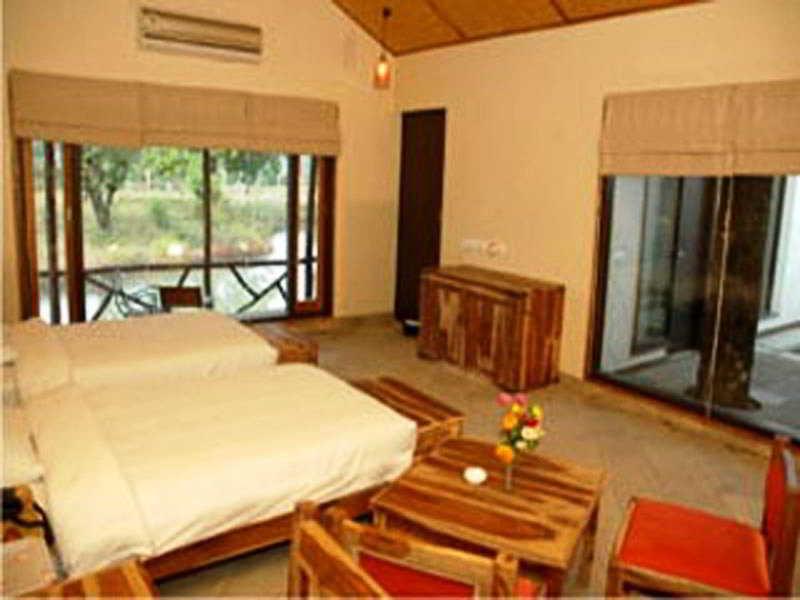 Готель Tiger Lagoon Bandhavgarh National Park Екстер'єр фото